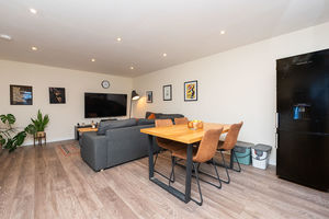 Photo 23- click for photo gallery